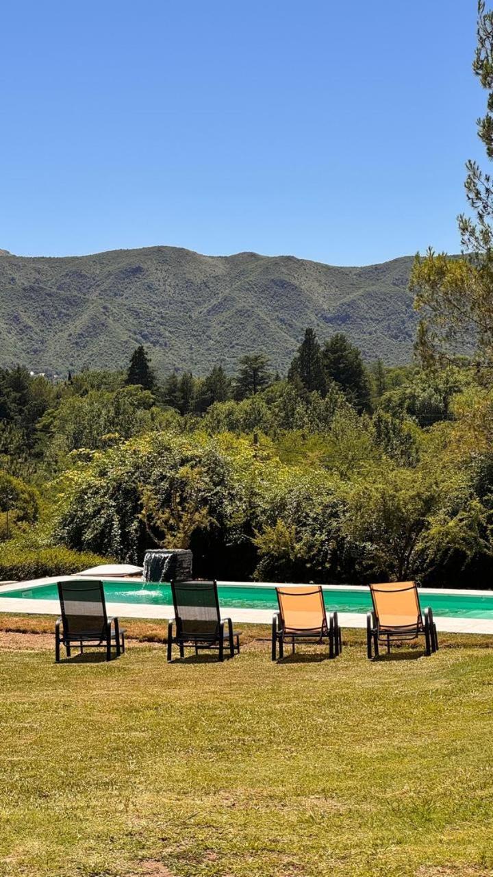 La Jacinta Posada Suites Santa Rosa de Calamuchita Exteriör bild